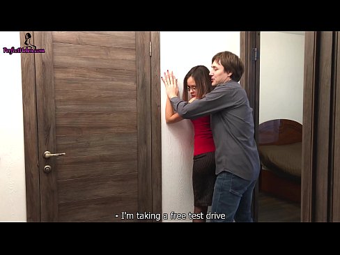 ❤️ Seksikas kinnisvaramaakler tõmbab sensuaalselt oma tussu välja ja keppib korterit müües - Krempai ️ Kaunis porno at et.hqpornvideos.ru ️❤