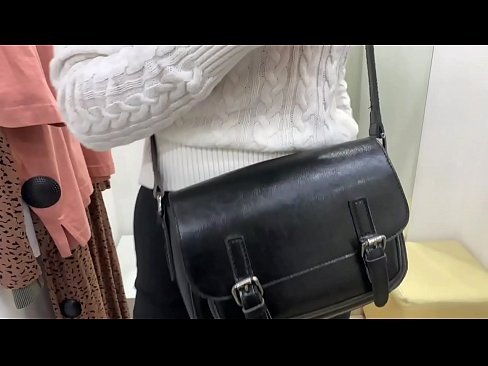 ❤️ Noore ämma FeralBerry avalik masturbeerimine dildoga riietusruumis ️ Kaunis porno at et.hqpornvideos.ru ️❤